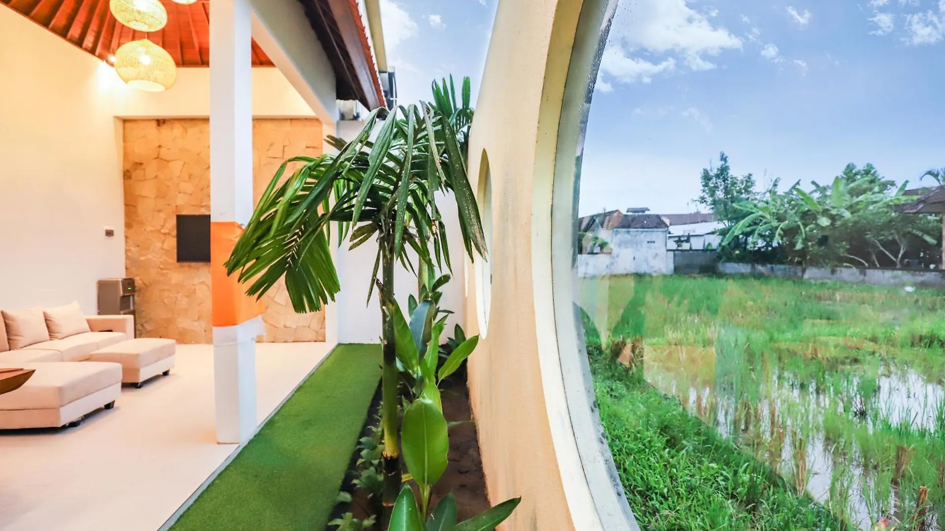 Dua Art Villa 1: Creative Space Near Titibatu Club Ubud