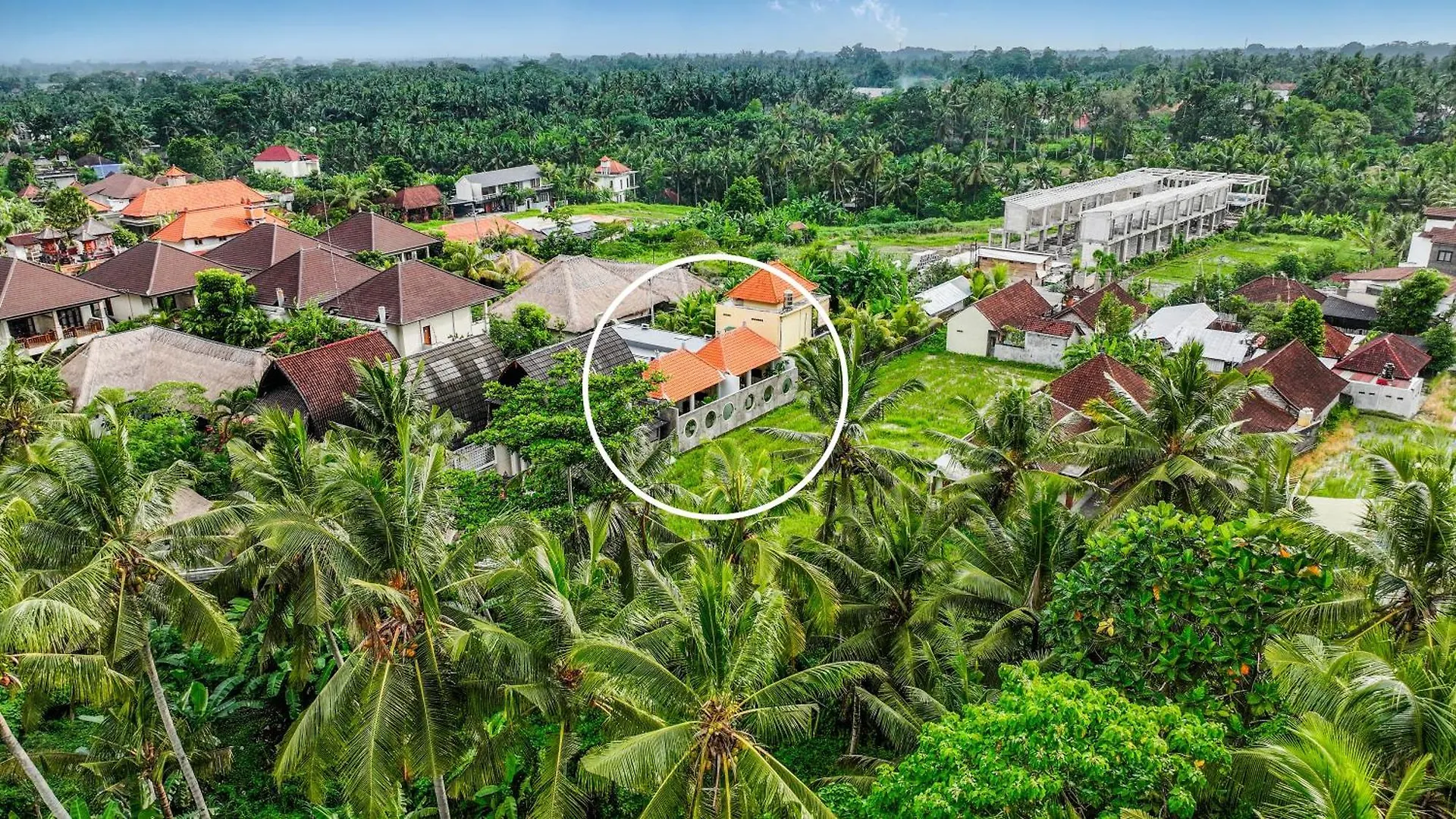 Dua Art Villa 1: Creative Space Near Titibatu Club Ubud