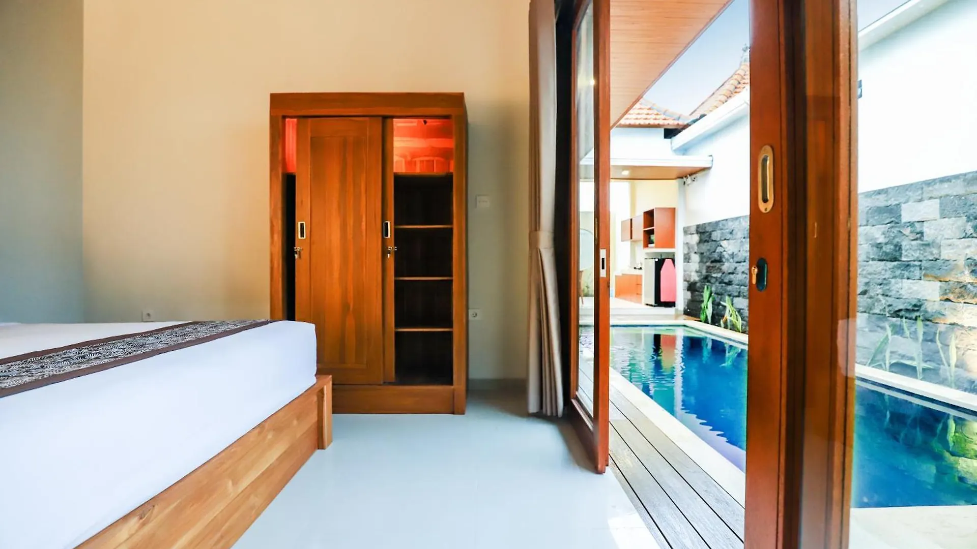 Dua Art Villa 1: Creative Space Near Titibatu Club Ubud Indonezja